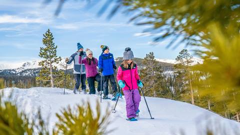 2020_03_05_Family_Snowshoeing_Tubing_Ski-359.dng