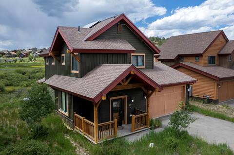 Exterior multi-level private home in tabernash Colorado